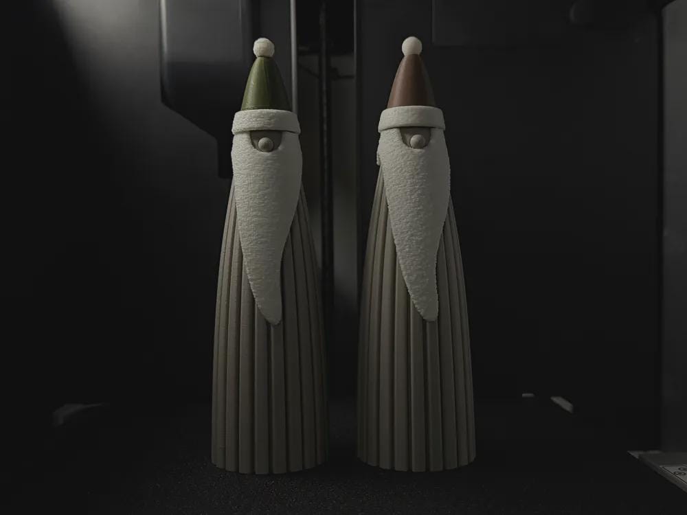 Moderner Weihnachtsmann aus 3D-Druck – Skandinavische Dekofigur mit LED-Teelicht, Festliche Weihnachtsdeko aus PLA, Kunststoff – 3D-Druck von G3DprintsDE