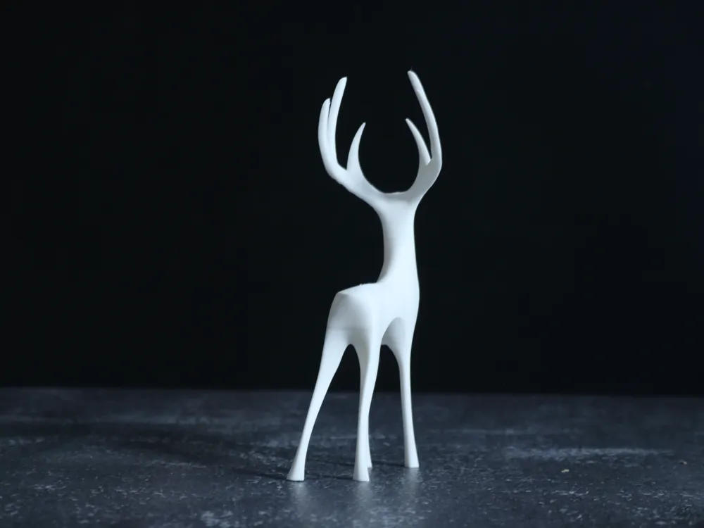 minimalistische Hirsch-Figur