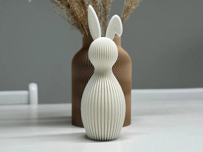 Osterhase mit geknicktem Ohr