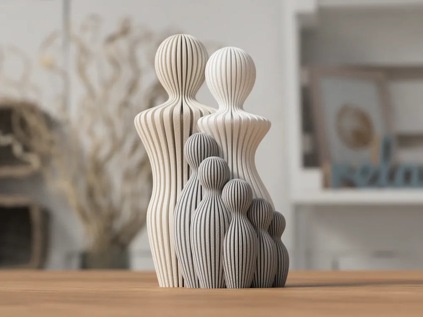Personalisierte Familienskulptur – minimalistische Familienfigur