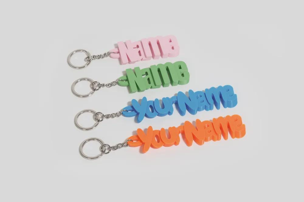 Personalisierter 3D-gedruckter Namensschlüsselanhänger – Mehrfarbig, individuell gestaltbar, Geschenkidee