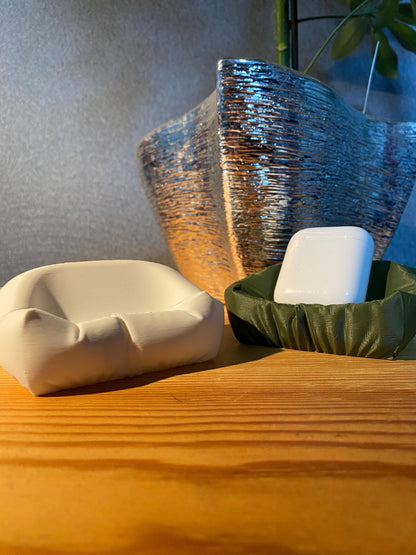 AirPod Pro Pillow – Stylischer Halter für deine AirPods Pro | 3D-gedruckt aus PLA, Kunststoff – 3D-Druck von G3DprintsDE
