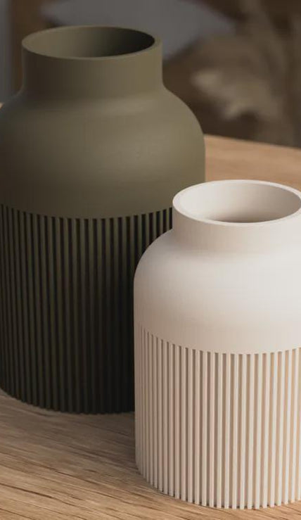 Hiku Japandi Vases 3D gedruckt - skandinavisch-japanisches Design, zwei Größen (220 mm und 160 mm), gerippt & stilvoll aus PLa, Kunststoff – 3D-Druck von G3DprintsDE