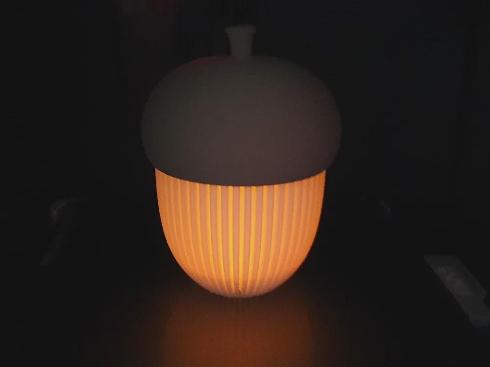 Eichel-Teelicht-Deko – 3D-gedruckte Eichel mit LED-Licht und Stauraum, zwei Größen, herbstlich und elegant