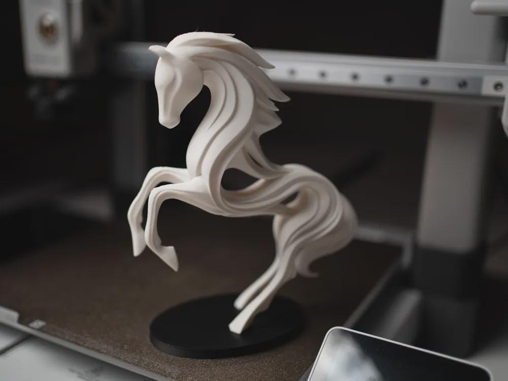 Spirit Horse 3D-Druck Skulptur | Pferde-Figur aus PLA | Wohn-Deko & Geschenkidee