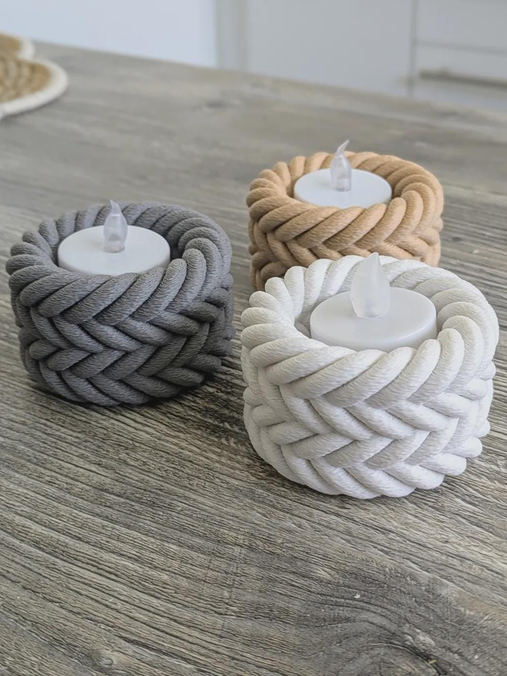 Geflochtener Teelichthalter | 3D-gedruckte Oster- & Frühlingsdeko | Rope Style Kerzenhalter | Minimalistische Heimdeko aus PLA, Kunststoff, 3D Druck, Plastik, ABS – 3D-Druck von G3DprintsDE